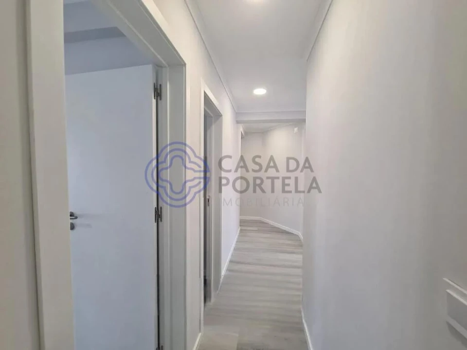 Apartamento T4 para Venda em Amora Foto 35