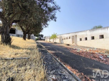 Prédio para Venda em Monforte