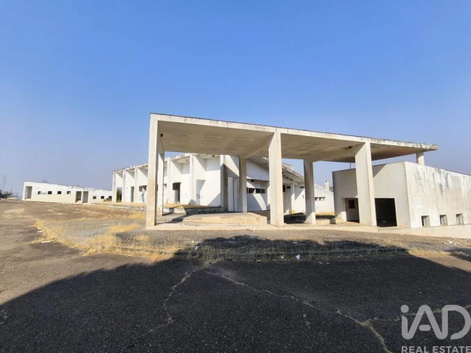 Prédio para Venda em Monforte Foto 16