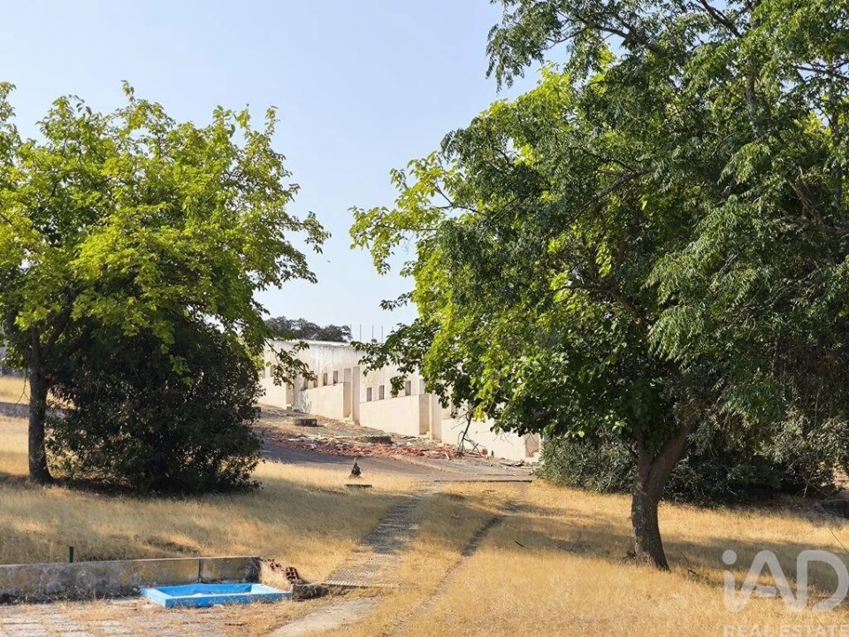 Prédio para Venda em Monforte Foto 22