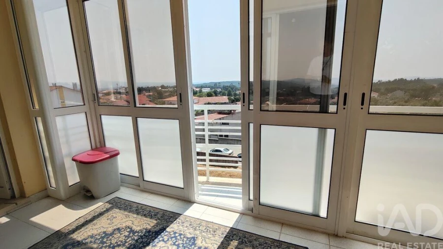 Apartamento T2 para Arrendamento em Figueiró dos Vinhos e Bairradas Foto 25