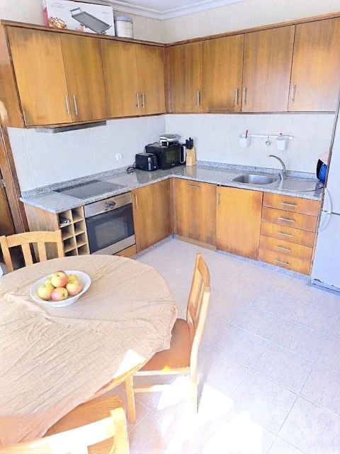 Moradia T5 para Venda em Vila Caiz