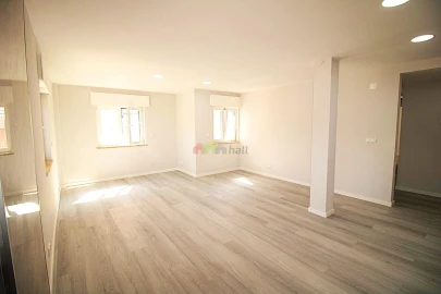 Apartamento T2 para Venda em Corroios