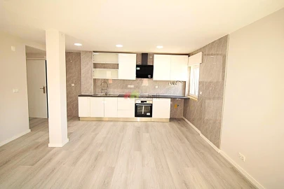 Apartamento T2 para Venda em Corroios