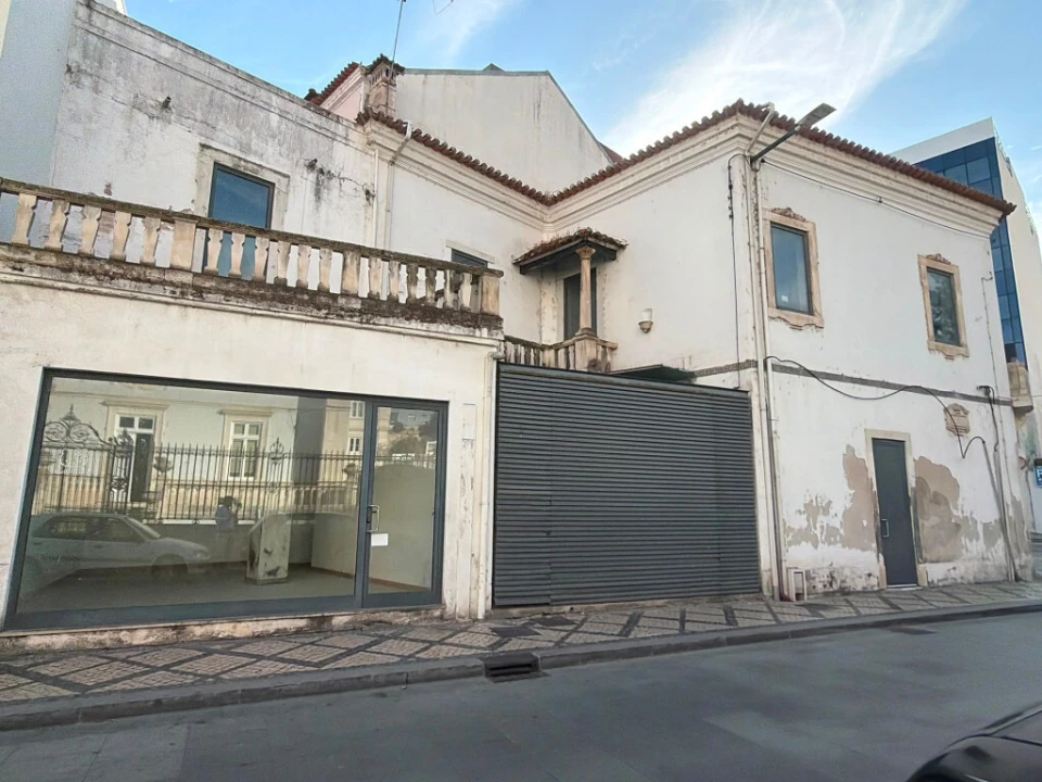 Prédio para Venda em São Martinho do Bispo e Ribeira de Frades Foto 4