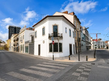 Prédio para Venda em São Martinho do Bispo e Ribeira de Frades