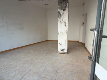 Prédio para Venda em São Martinho do Bispo e Ribeira de Frades