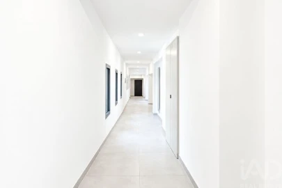 Apartamento T2 para Venda em Santa Maria Maior