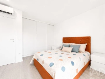 Apartamento T2 para Venda em Santa Maria Maior