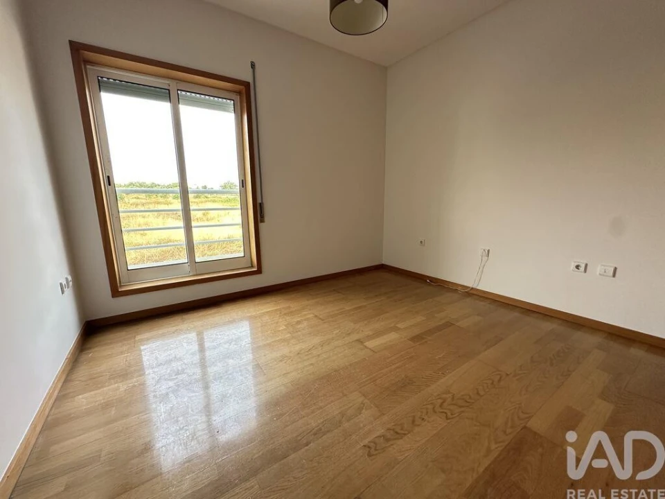 Apartamento T3 para Venda em Barcelinhos Foto 24