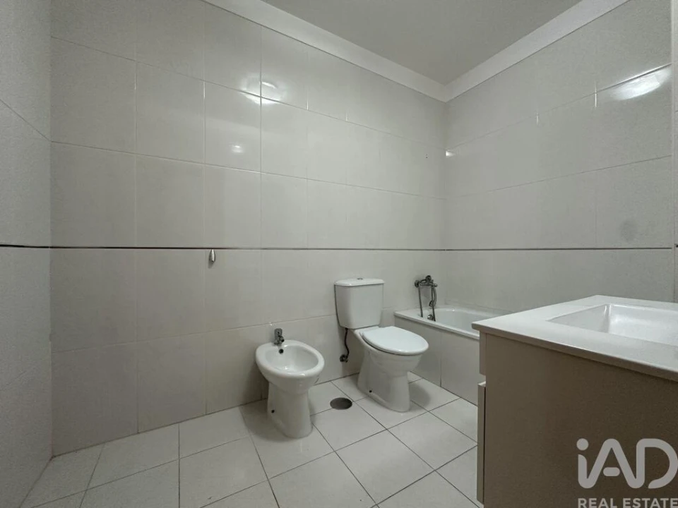 Apartamento T3 para Venda em Barcelinhos Foto 32