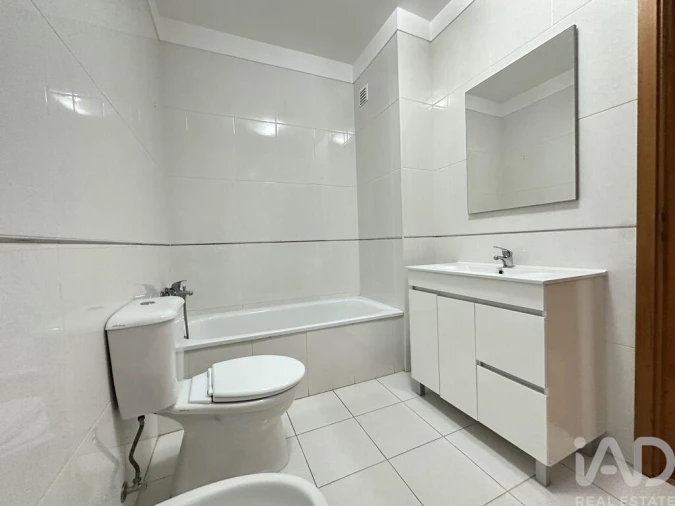 Apartamento T3 para Venda em Barcelinhos Foto 12