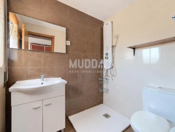 Apartamento T3 para Venda em Sé, Santa Maria e Meixedo