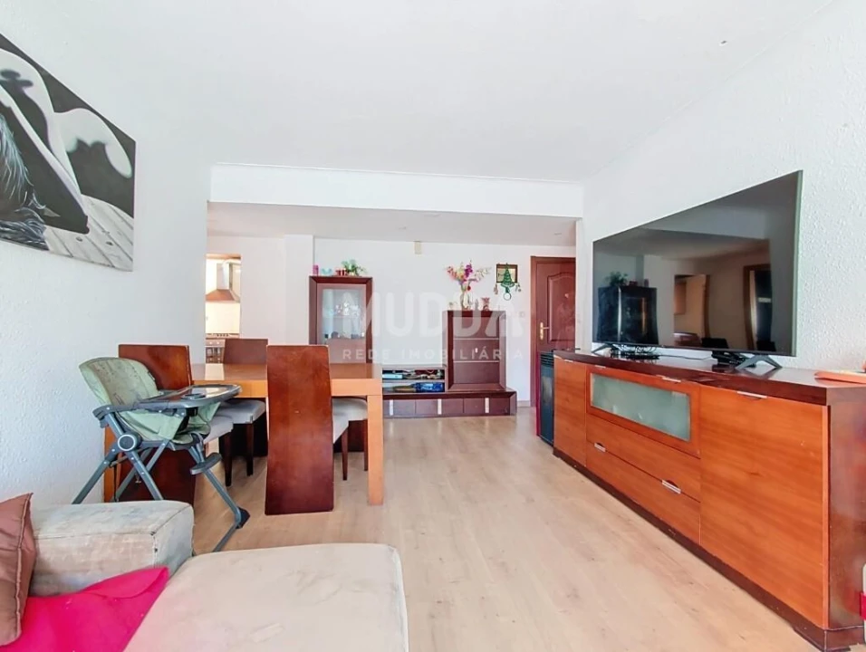 Apartamento T3 para Venda em Sé, Santa Maria e Meixedo Foto 4