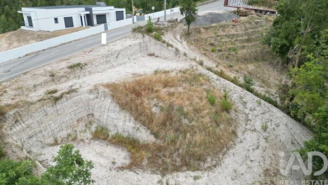 Terreno para Venda em São Miguel, Santa Eufémia e Rabaçal