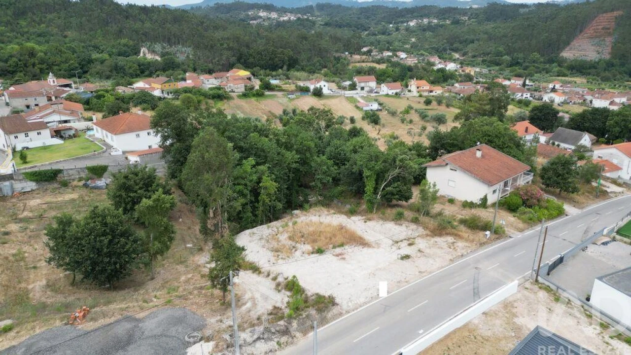 Terreno para Venda em São Miguel, Santa Eufémia e Rabaçal Foto 6