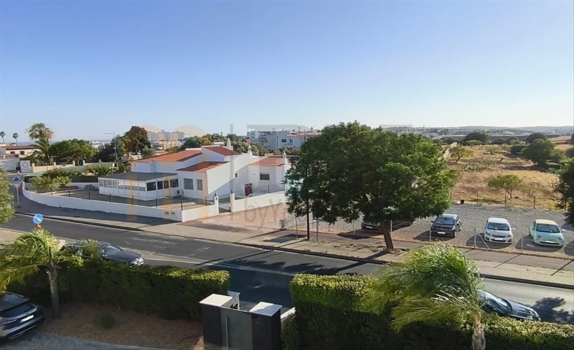 Apartamento T3 para Venda em Albufeira e Olhos de Água Foto 14