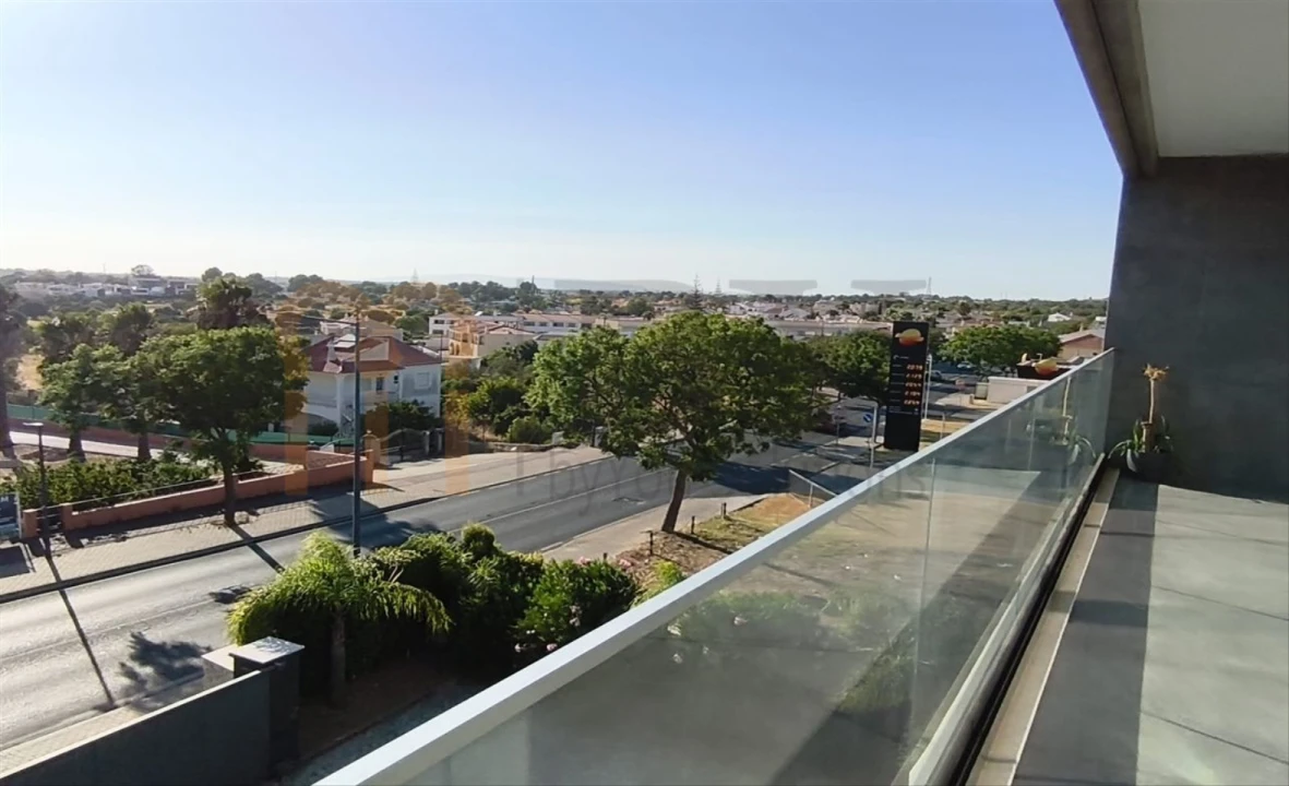 Apartamento T3 para Venda em Albufeira e Olhos de Água Foto 13