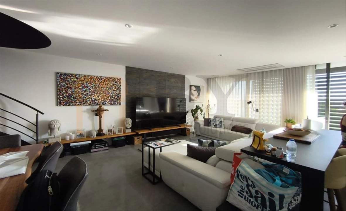 Apartamento T3 para Venda em Albufeira e Olhos de Água Foto 2