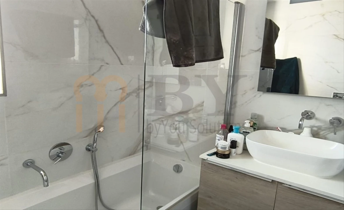 Apartamento T3 para Venda em Albufeira e Olhos de Água Foto 10