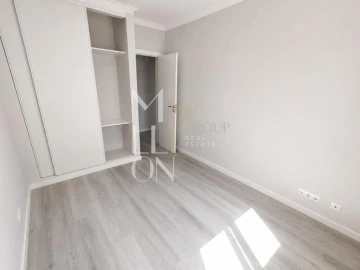 Apartamento T2 para Venda em Corroios