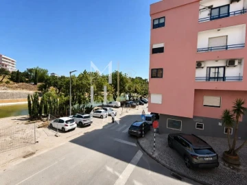 Apartamento T2 para Venda em Corroios