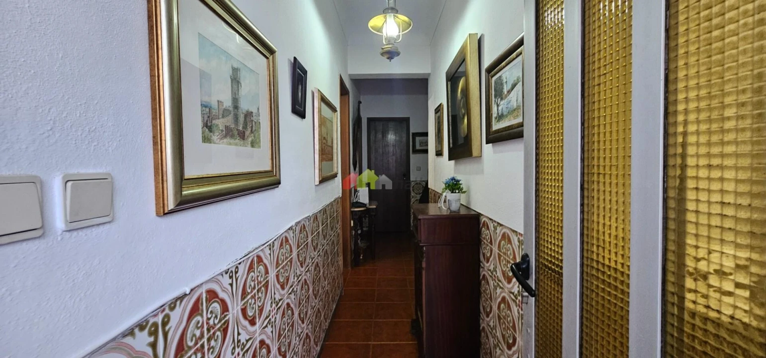 Moradia T4 para Venda em Nossa Senhora das Neves Foto 2