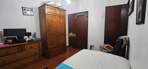 Moradia T4 para Venda em Nossa Senhora das Neves