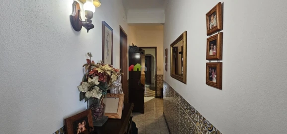 Moradia T4 para Venda em Nossa Senhora das Neves