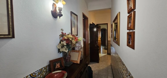 Moradia T4 para Venda em Nossa Senhora das Neves