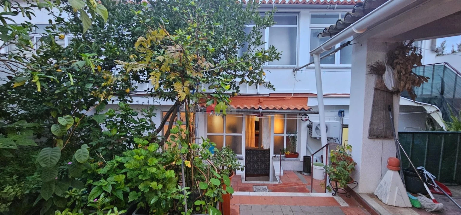 Moradia T4 para Venda em Nossa Senhora das Neves Foto 36