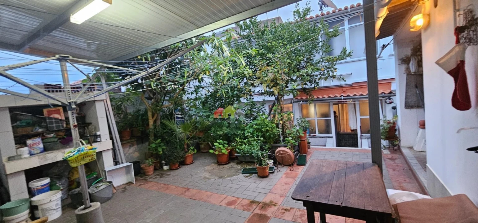 Moradia T4 para Venda em Nossa Senhora das Neves Foto 35
