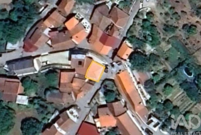 Moradia T2 para Venda em Mouraz e Vila Nova da Rainha