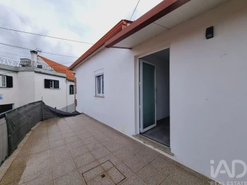 Moradia T2 para Venda em Mouraz e Vila Nova da Rainha