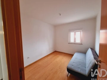 Moradia T2 para Venda em Mouraz e Vila Nova da Rainha