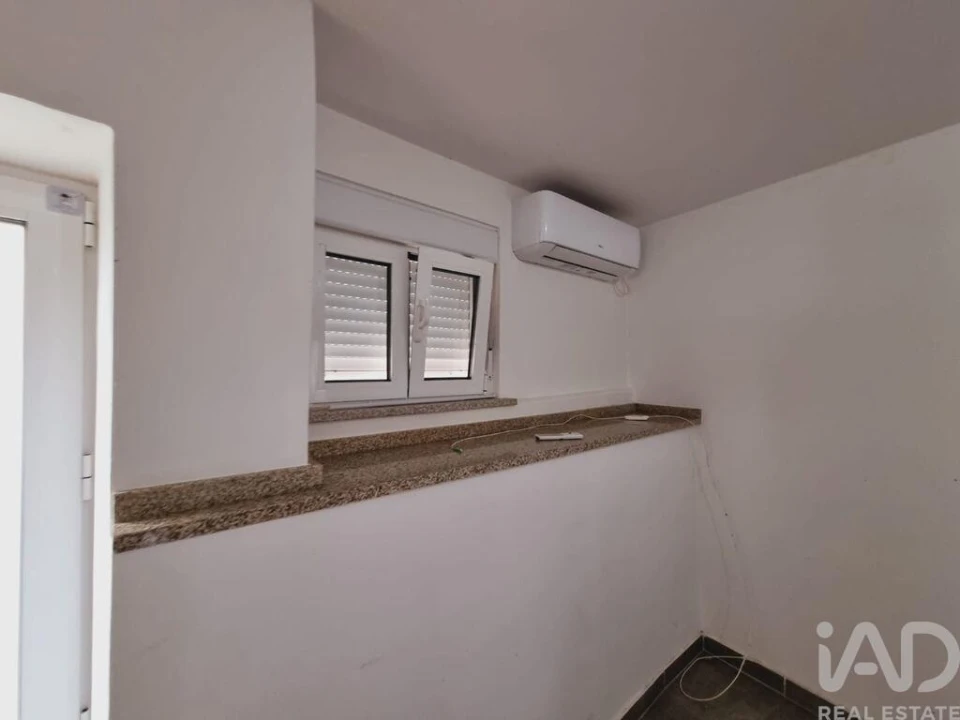 Moradia T2 para Venda em Mouraz e Vila Nova da Rainha Foto 11