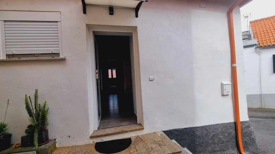 Moradia T2 para Venda em Mouraz e Vila Nova da Rainha