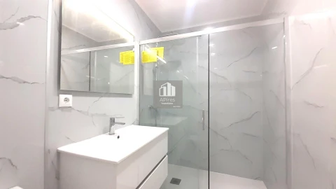 Apartamento T2 para Venda em Corroios