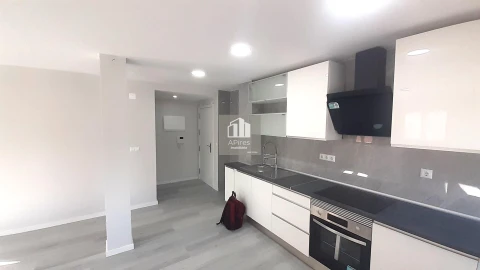 Apartamento T2 para Venda em Corroios
