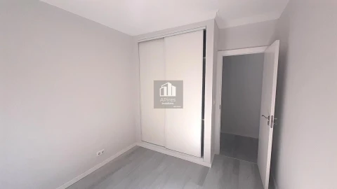 Apartamento T2 para Venda em Corroios