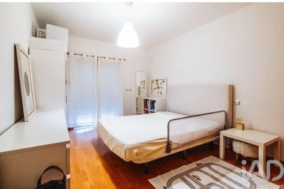 Apartamento T3 para Venda em Parceiros e Azoia