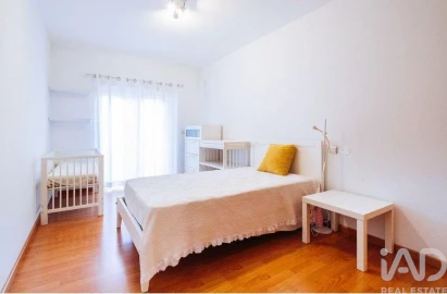 Apartamento T3 para Venda em Parceiros e Azoia
