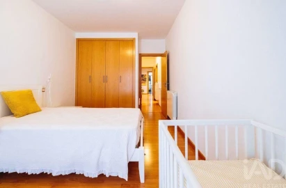 Apartamento T3 para Venda em Parceiros e Azoia