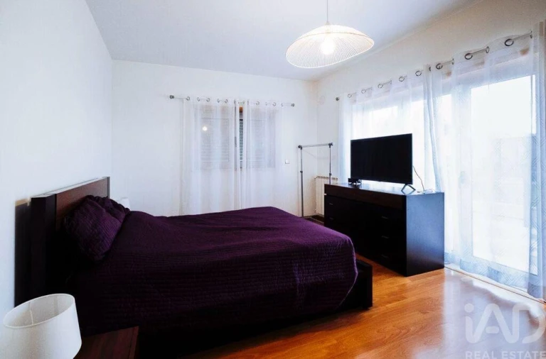 Apartamento T3 para Venda em Parceiros e Azoia Foto 20