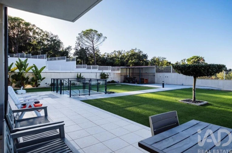 Apartamento T3 para Venda em Parceiros e Azoia Foto 2