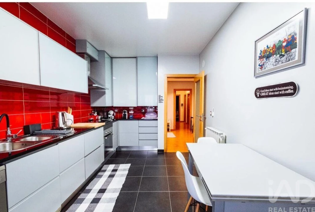Apartamento T3 para Venda em Parceiros e Azoia Foto 5