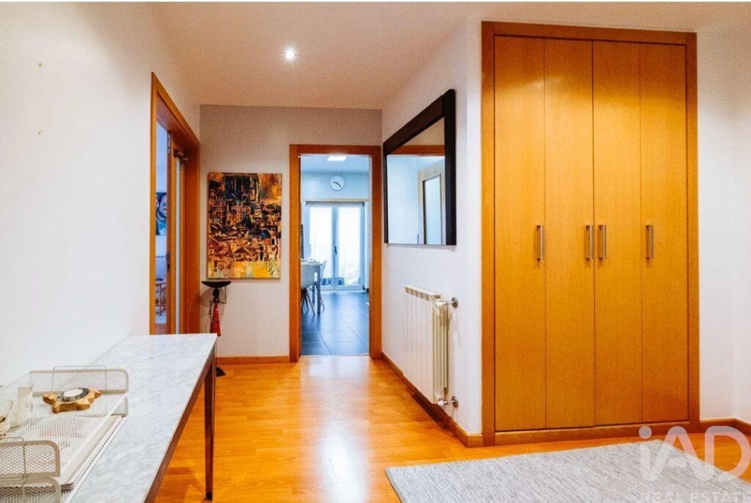 Apartamento T3 para Venda em Parceiros e Azoia Foto 11