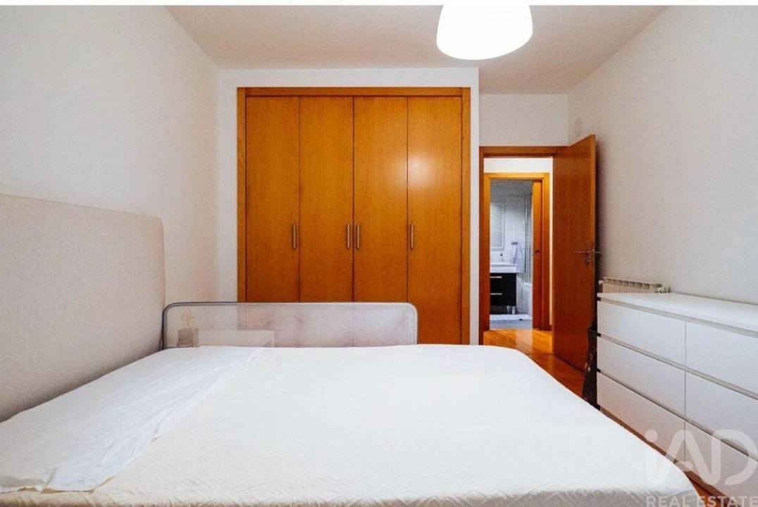 Apartamento T3 para Venda em Parceiros e Azoia Foto 17