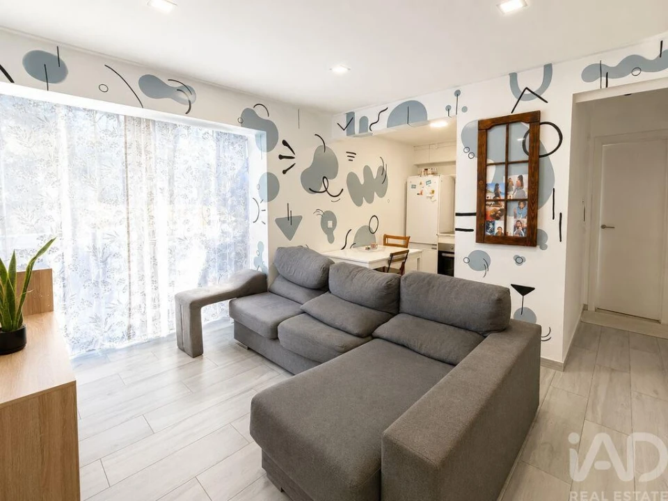 Apartamento T3 para Venda em Pontinha e Famões Foto 3