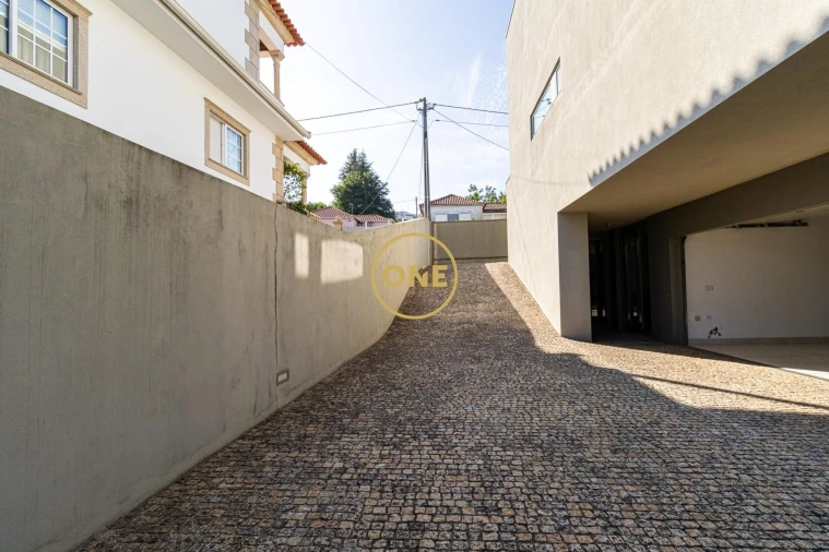 Moradia T5 para Venda em Vila Nova de Famalicão e Calendário Foto 51